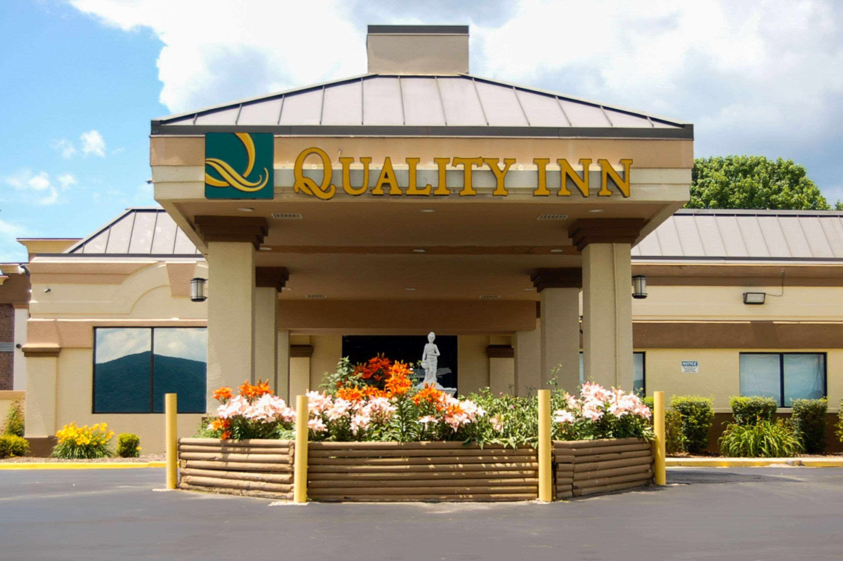 Quality Inn Mill Hall - Lamar Exterior photo