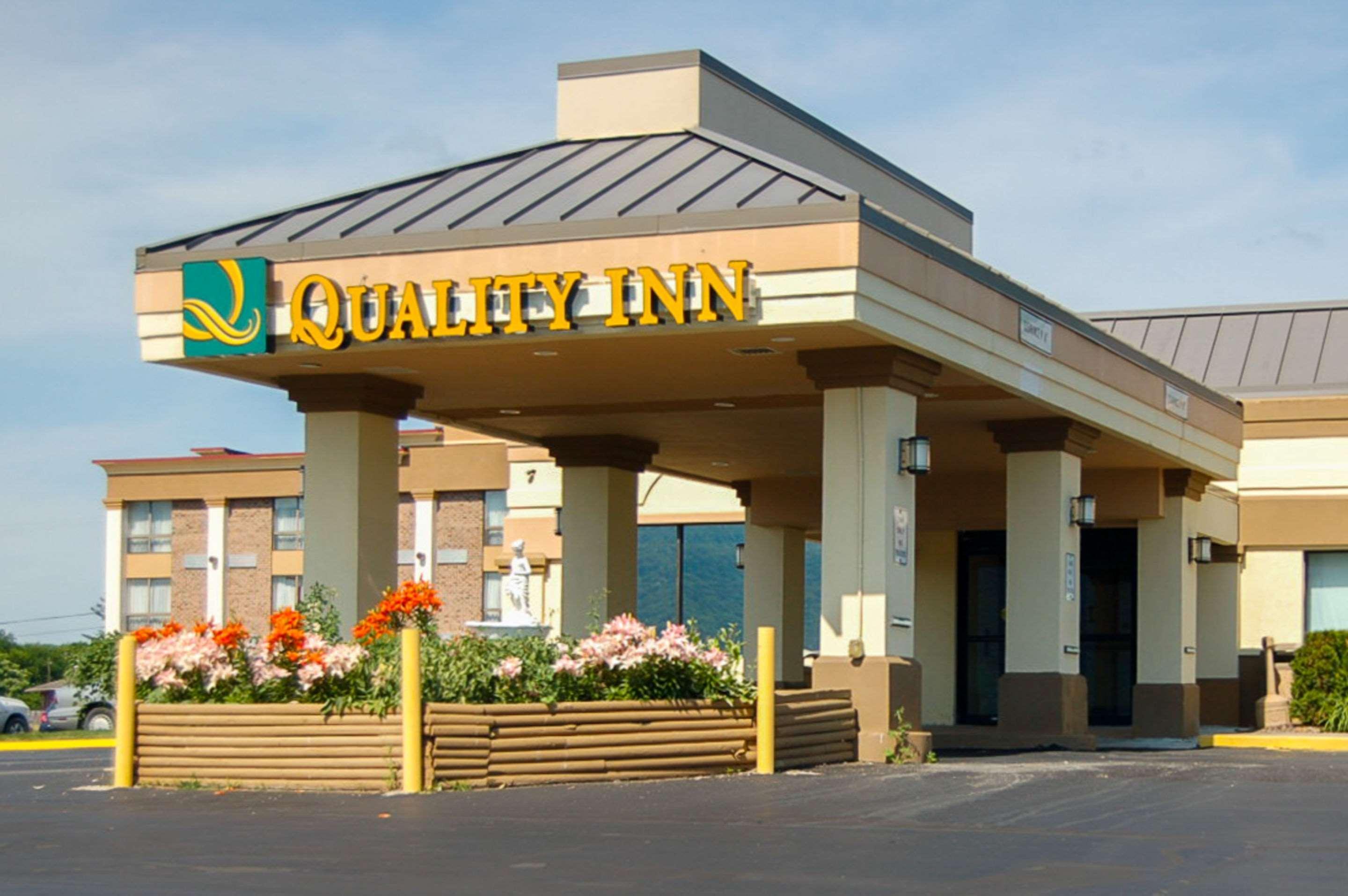 Quality Inn Mill Hall - Lamar Exterior photo