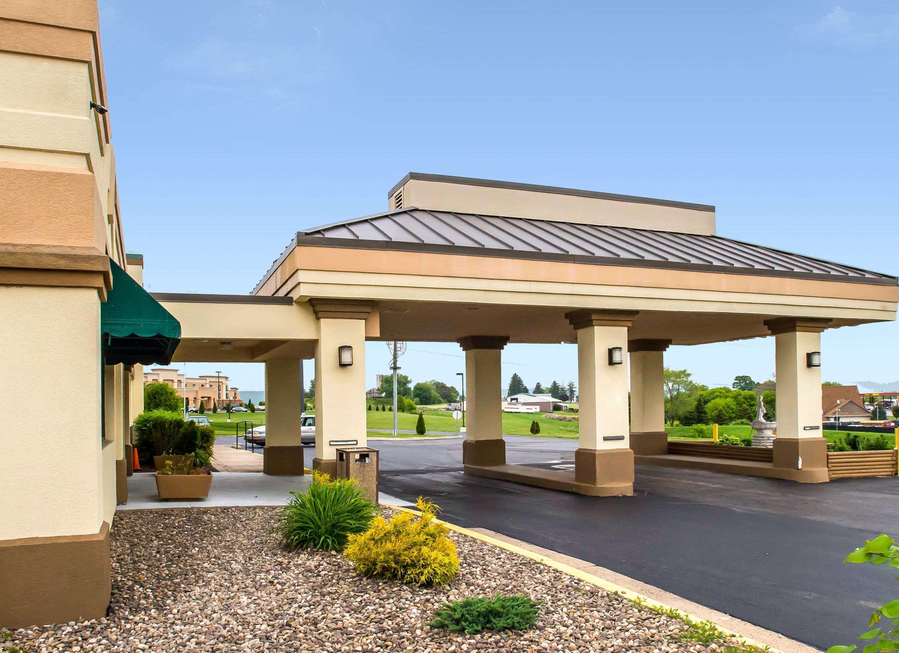 Quality Inn Mill Hall - Lamar Exterior photo